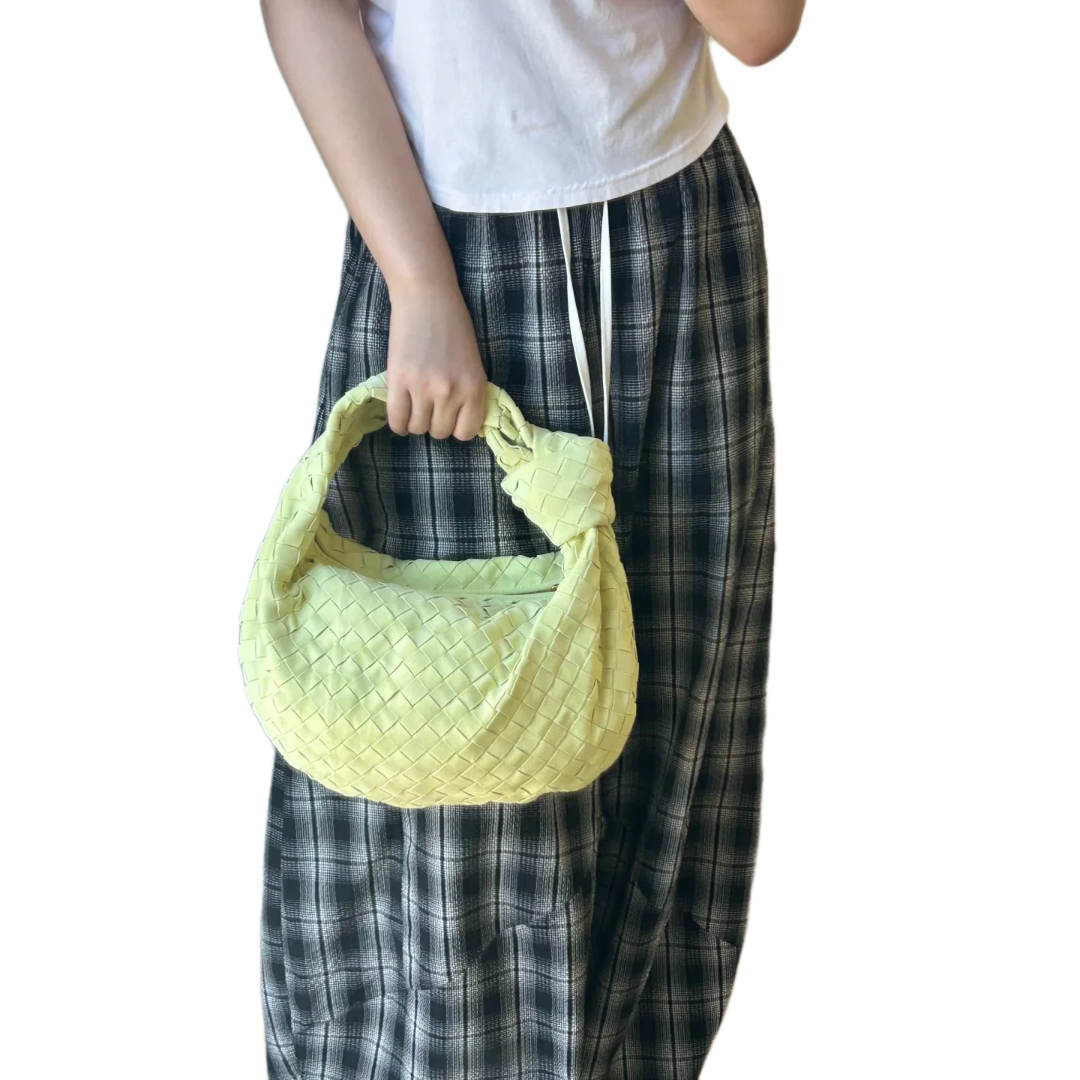 VT - SIXTY Light Yellow Woven Light Luxury Fashion Woven Handheld Bag