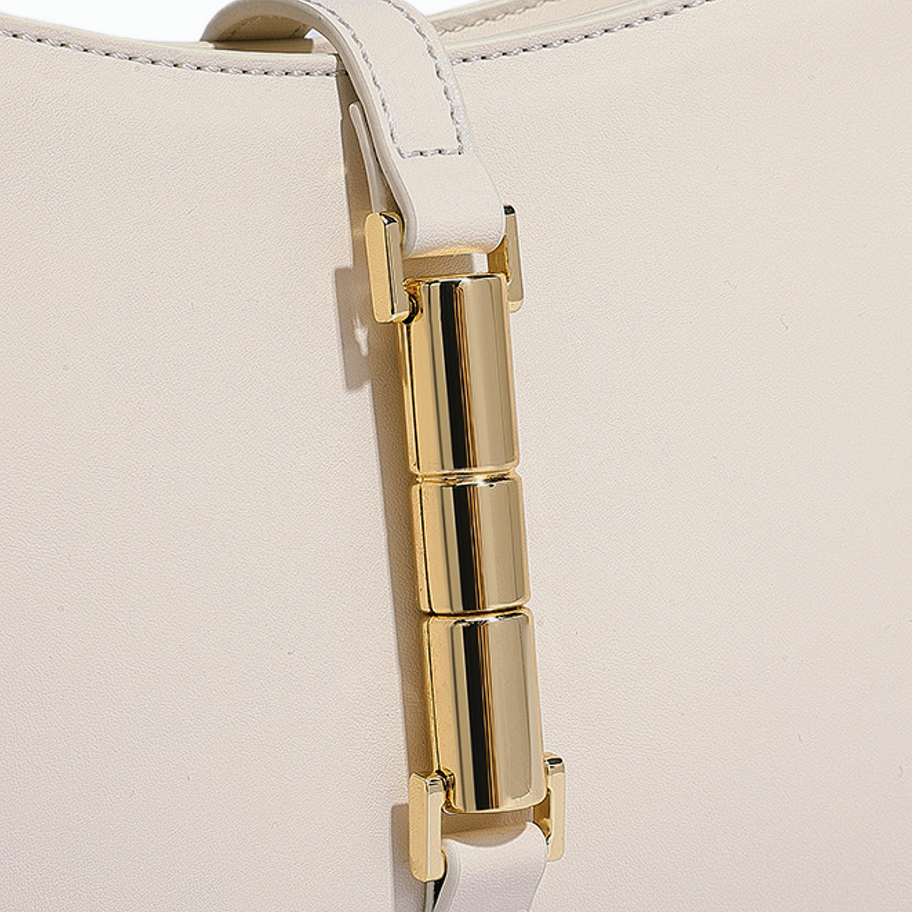 VT-Cecilia Effect Metallic-Accent Shoulder Bag