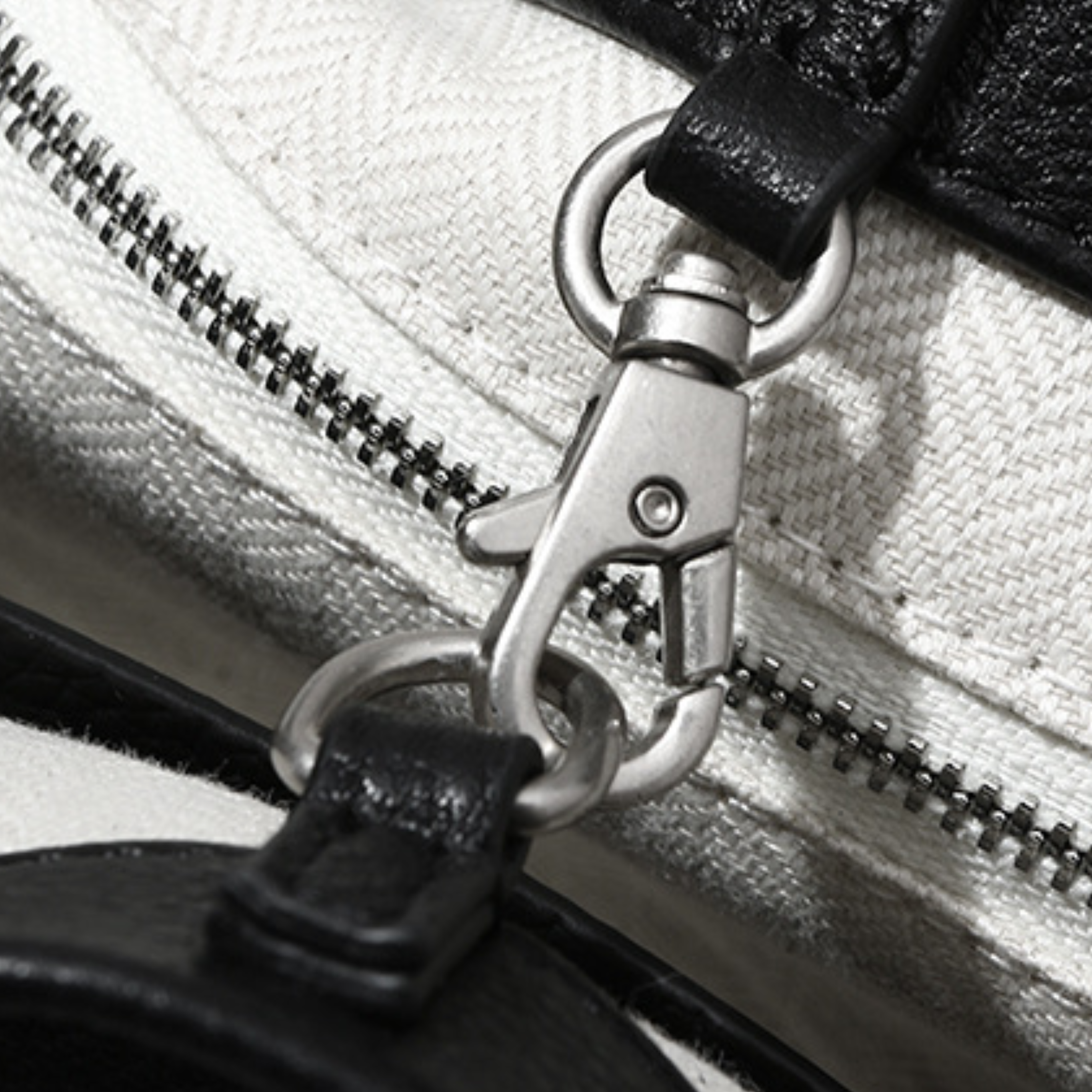 Top-grain Calf Leather Medium-Hard Large Vertical Square Shoulder Bag