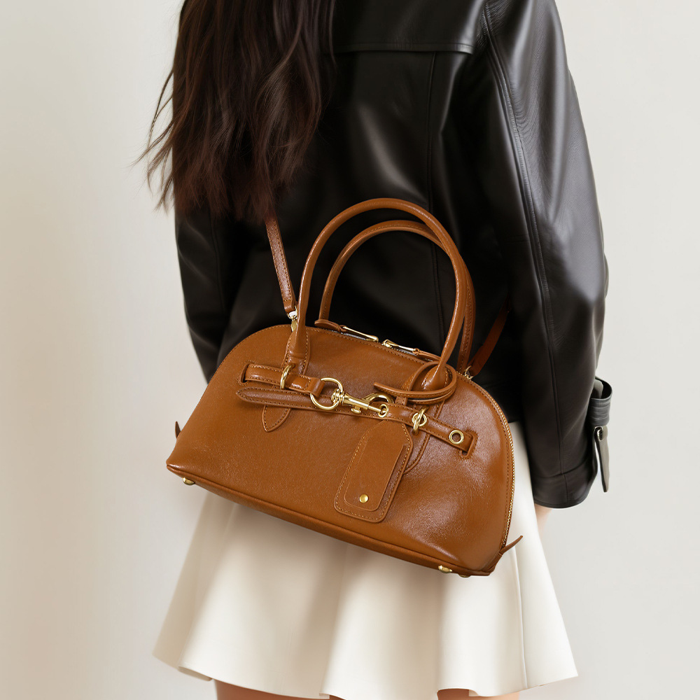 Top-grain Genuine Leather Medium-Hard Large Horizontal Square Handheld Bag