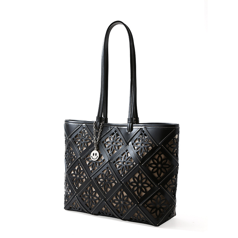 Perforated Second-layer Cowhide Magnetic Clasp Medium Tote Bag