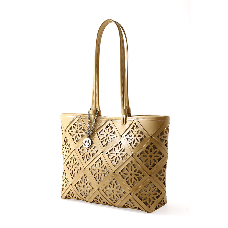 Perforated Second-layer Cowhide Magnetic Clasp Medium Tote Bag