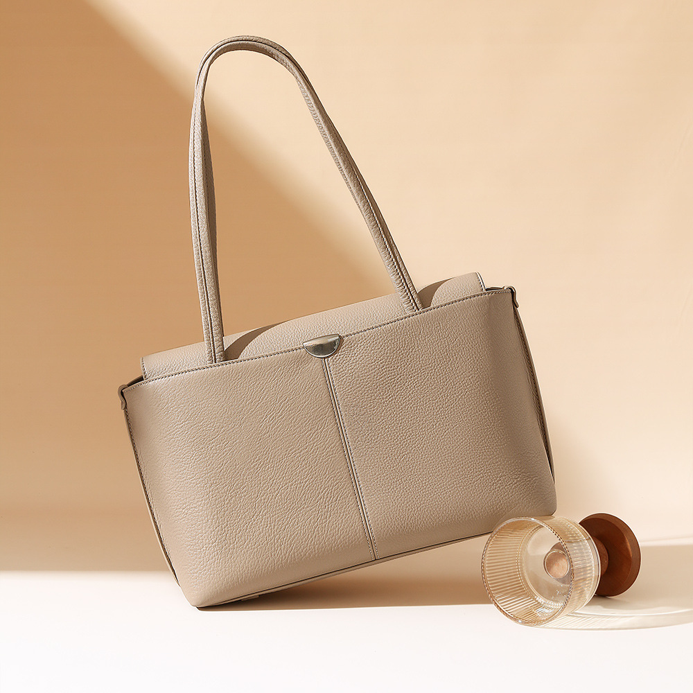 Top-grain Cowhide Sewing Thread Medium Horizontal Square Tote Bag