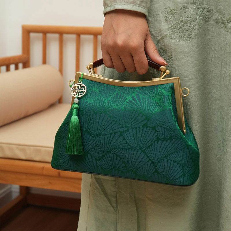 Mulberry Silk Green Pine Leaf Vintage Kiss Lock Clasp Bag