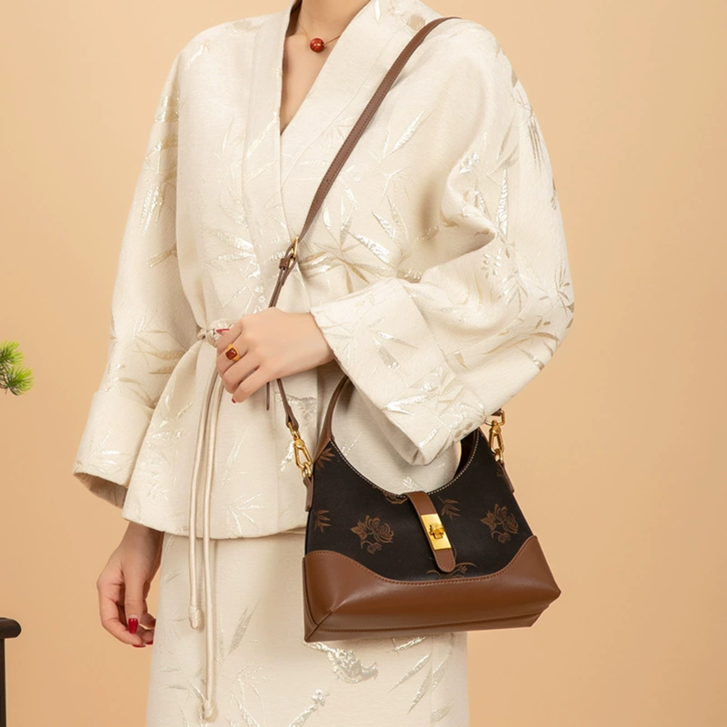 Xiangyunsha Bag - Genuine Leather Mulberry Silk Handbag