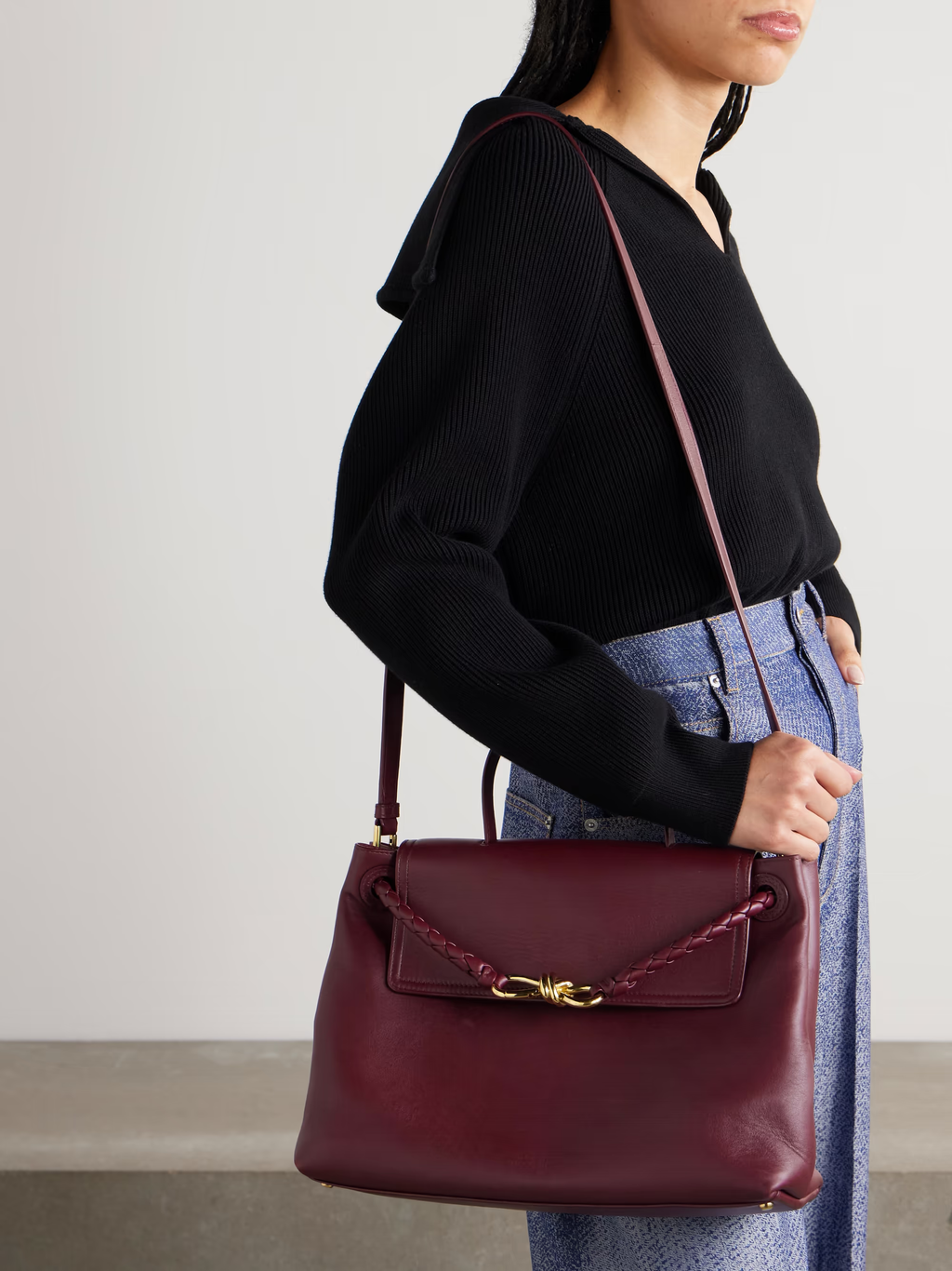 VT - SIXTY Top Handle Bag