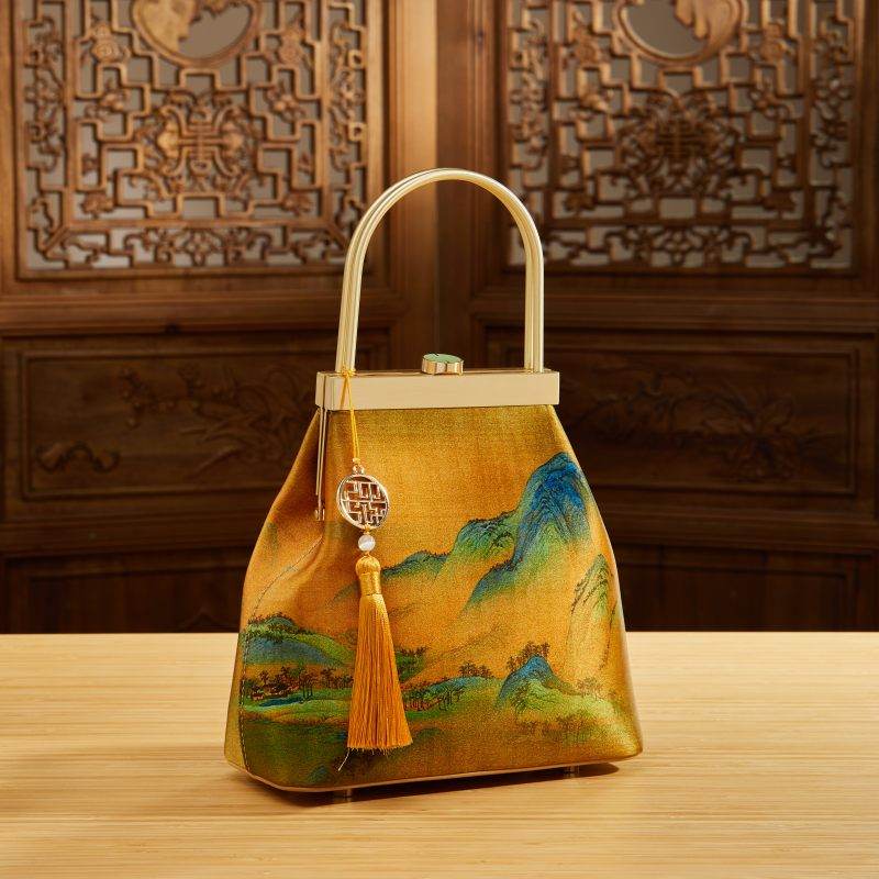 Chinese Painting Mulberry Silk Lux Kiss Lock Clutch Handbag