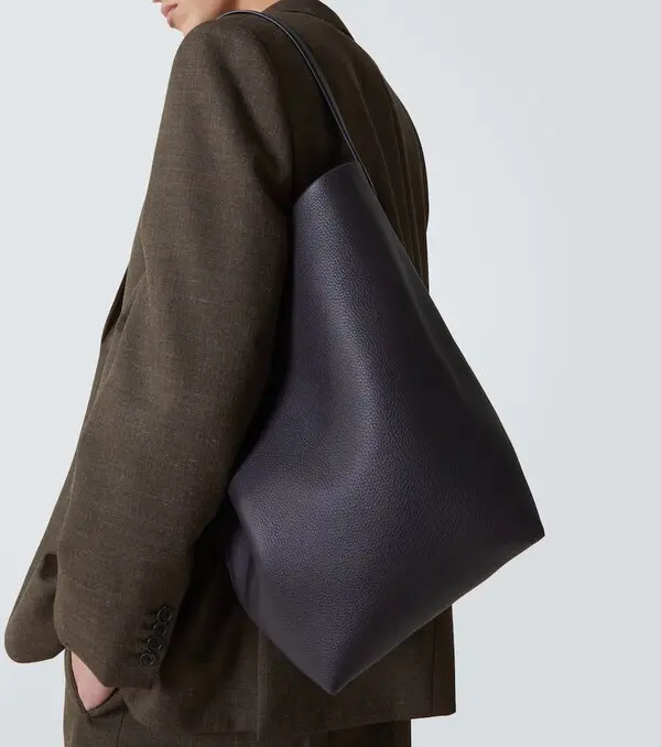 VT - SIXTY Light Luxury Fashion Handheld Bag