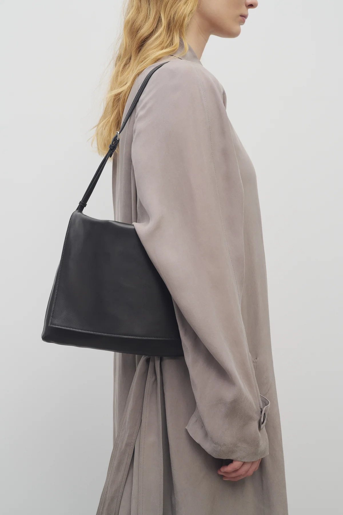 VT - SIXTY Minimalist Fashion Shoulder Bag