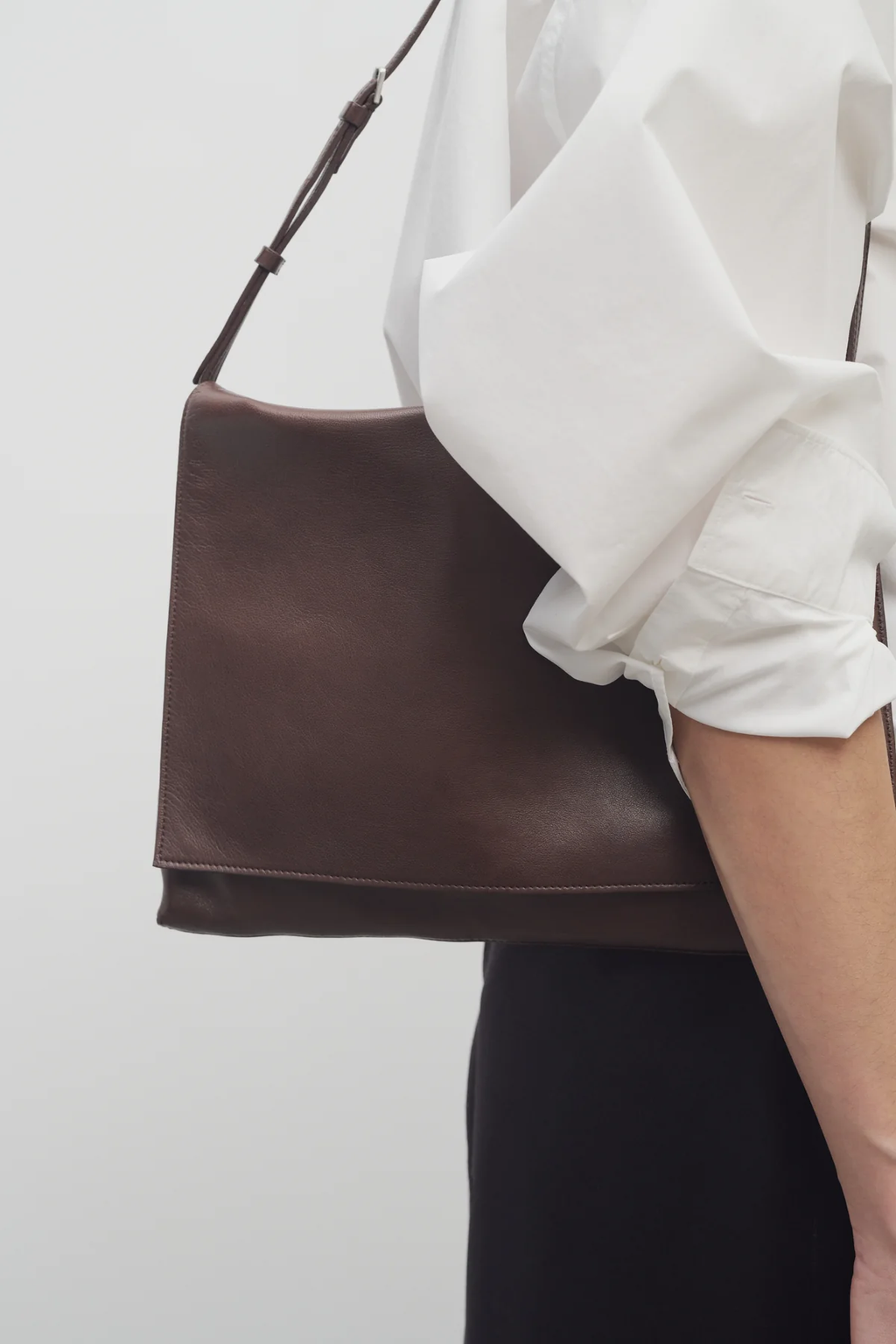 VT - SIXTY Minimalist Fashion Shoulder Bag