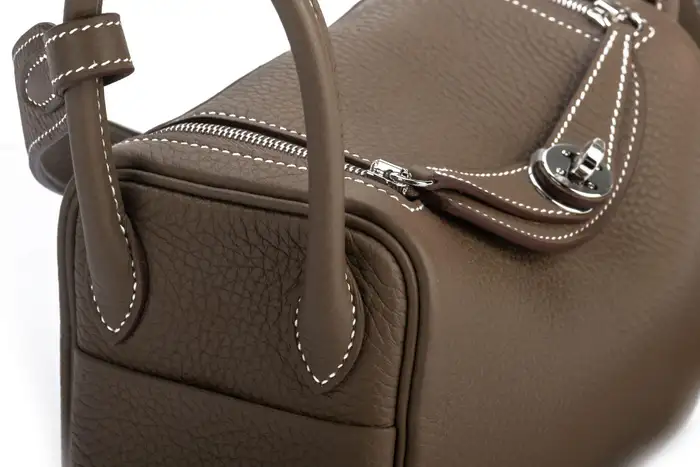 VT - SIXTY Brown Silver - Buckle Light Luxury Fashion Crossbody Bag