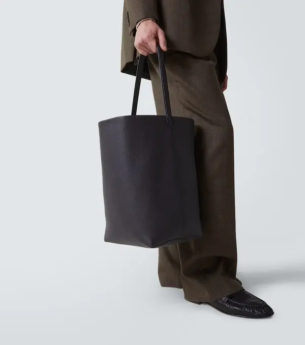 VT - SIXTY Light Luxury Fashion Handheld Bag