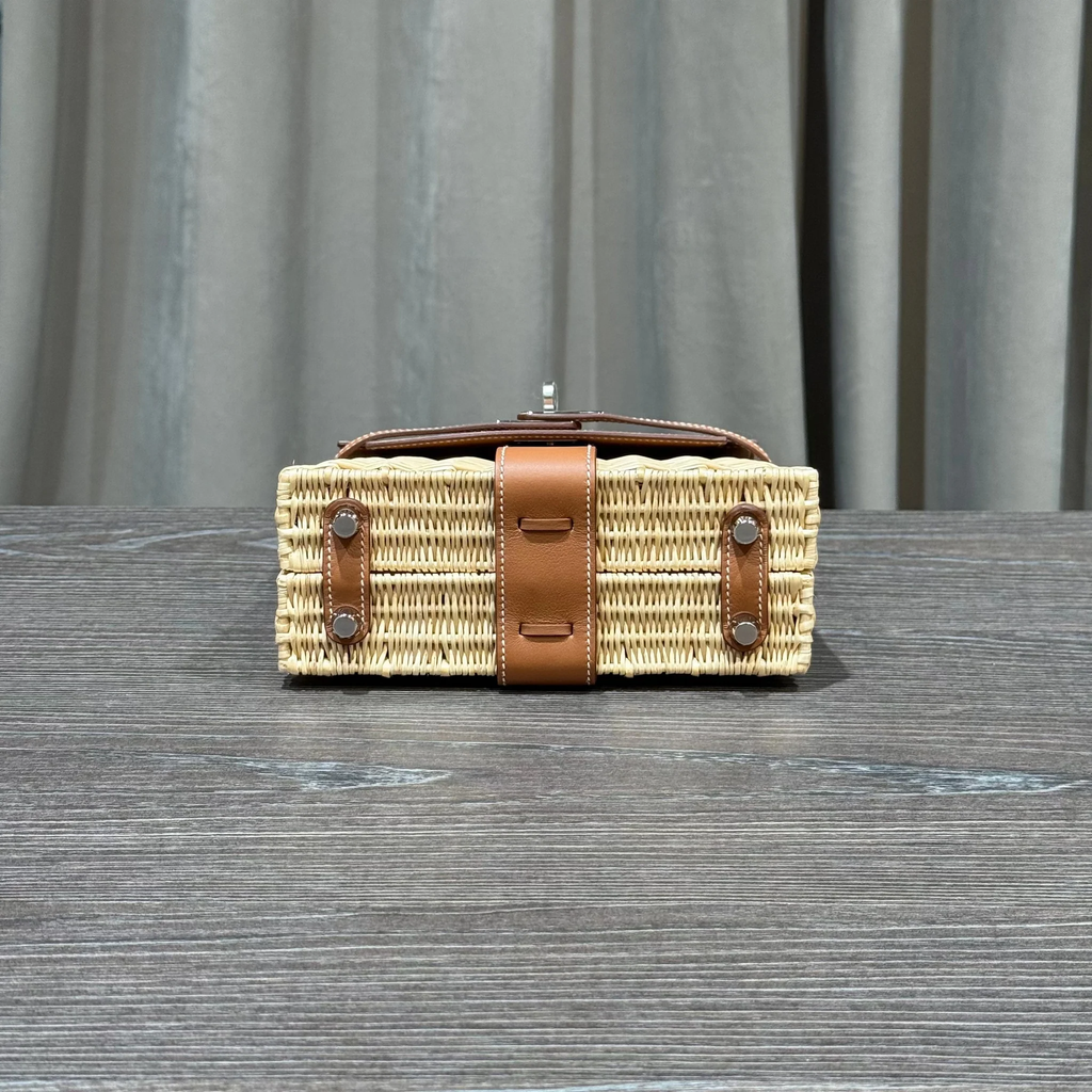 VT - SIXTY Bag with Golden Swift Leather and Hand - Woven Wicker Combination