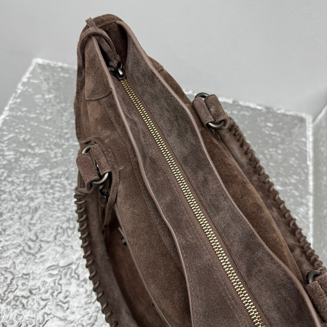 VT - SIXTY Brown Light Luxury Fashion Handheld Bag (can be crossbody)