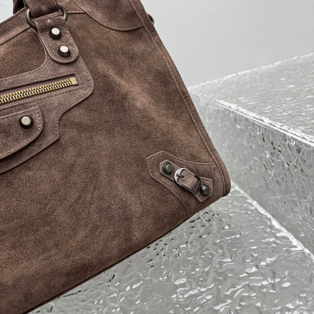 VT - SIXTY Brown Light Luxury Fashion Handheld Bag (can be crossbody)